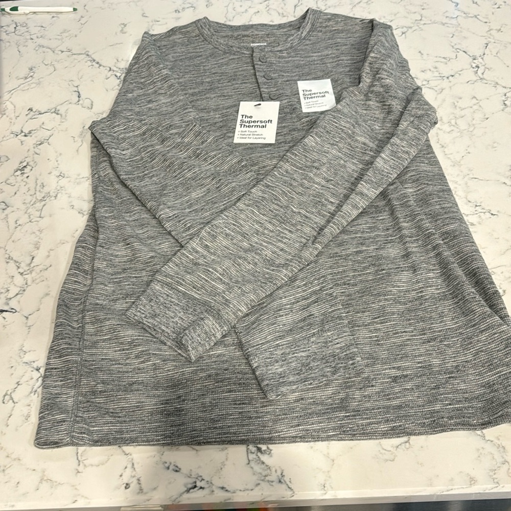 NWT Men’s long sleeve thermal SZ Large